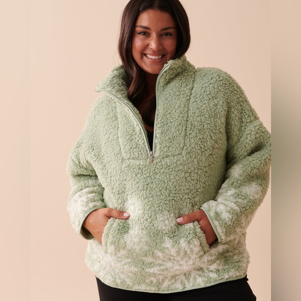 La Vie En Rose Mint Teddy Jacket